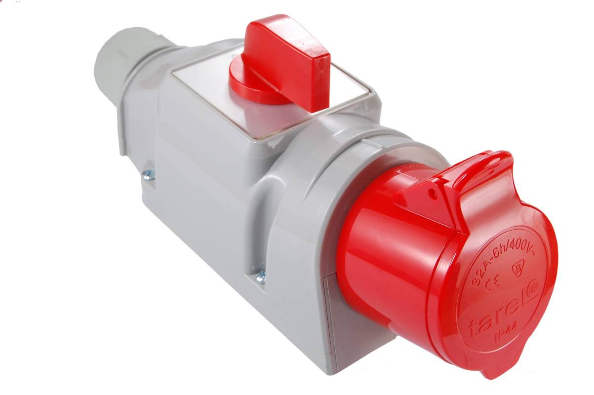 TAREL zestaw gniazdo stałe 4x32 z przełącz. L-O-P